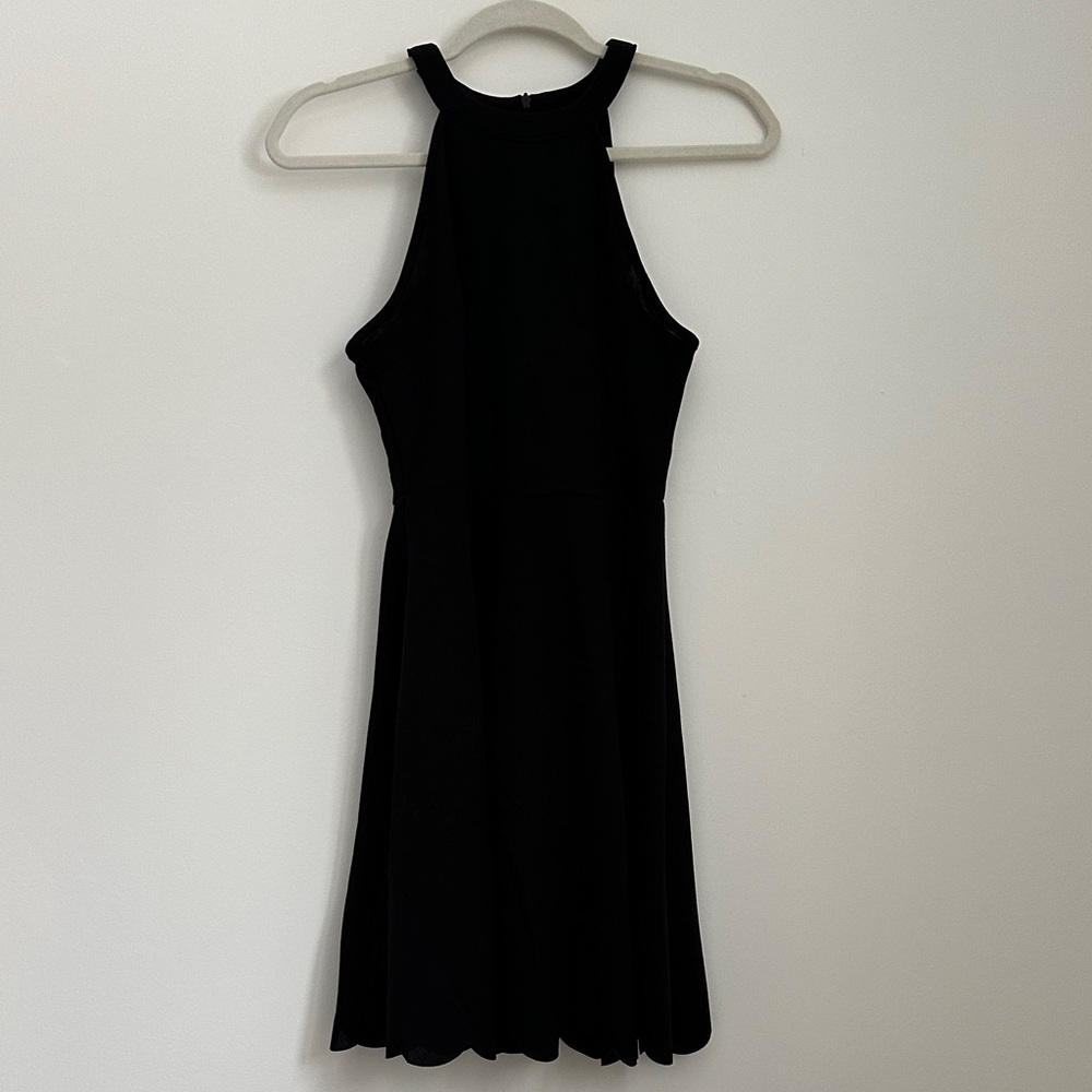 Romwe Women’s Black Scalloped Hem High Neck Sleeveless A-line Cocktail Dress